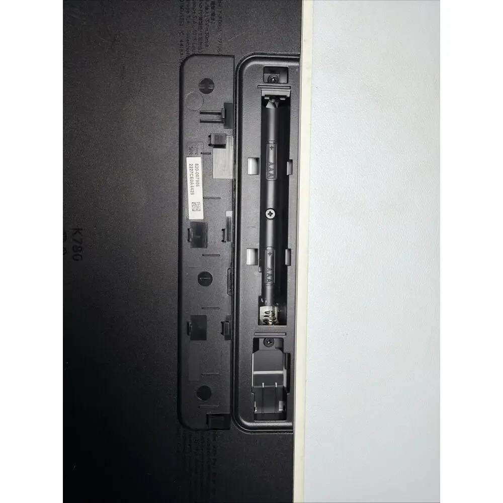 Logitech K780 Multi Device Wireless Keyboard TESTED WORKING NO USB DONGLE